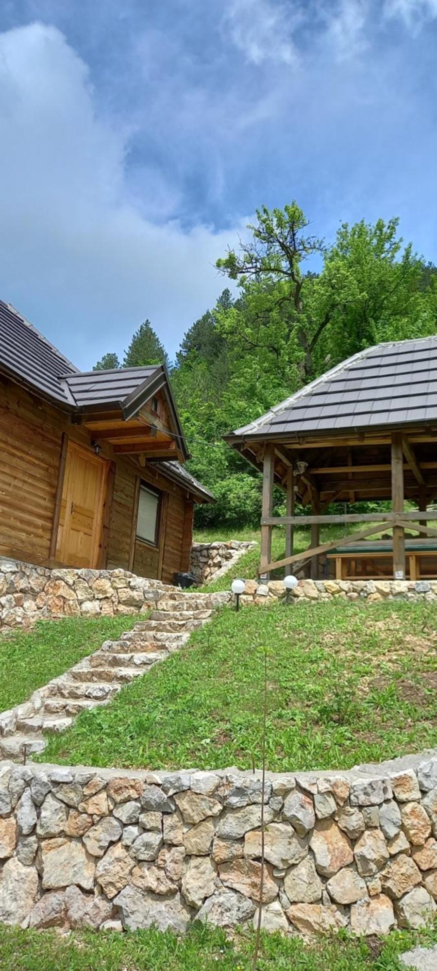 度假居 Wooden House Nada